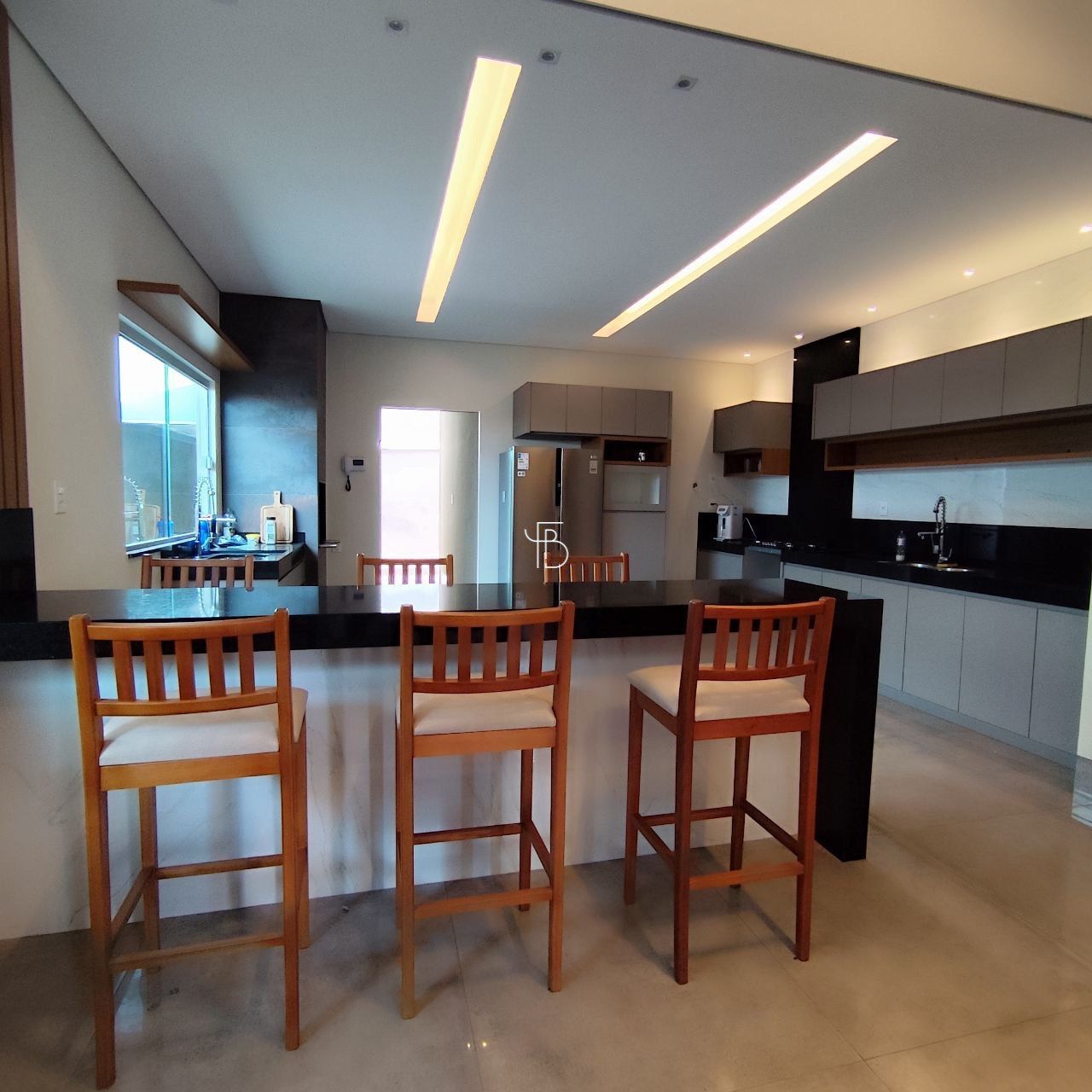Casa contemporânea com 3 suítes e piscina, foto 7