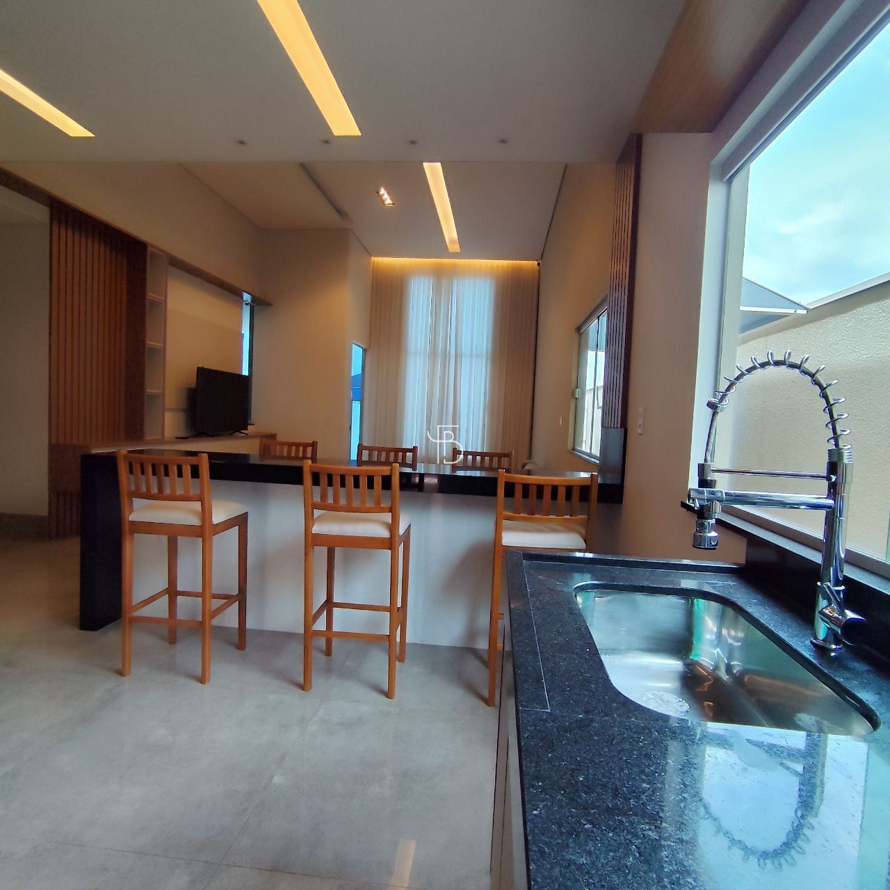 Casa contemporânea com 3 suítes e piscina, foto 8
