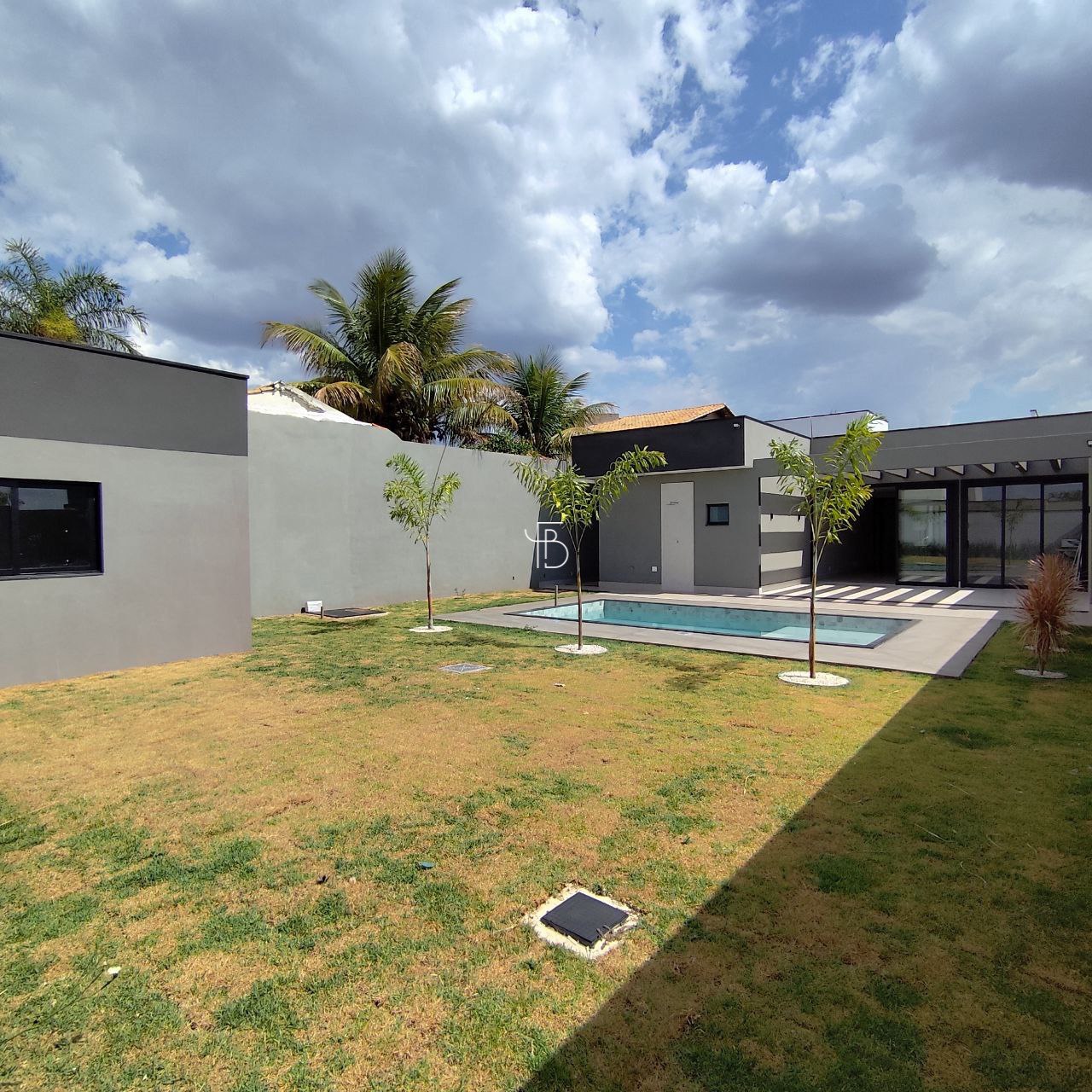 Casa de alto padrão com 4 suítes e piscina aquecida, foto 4