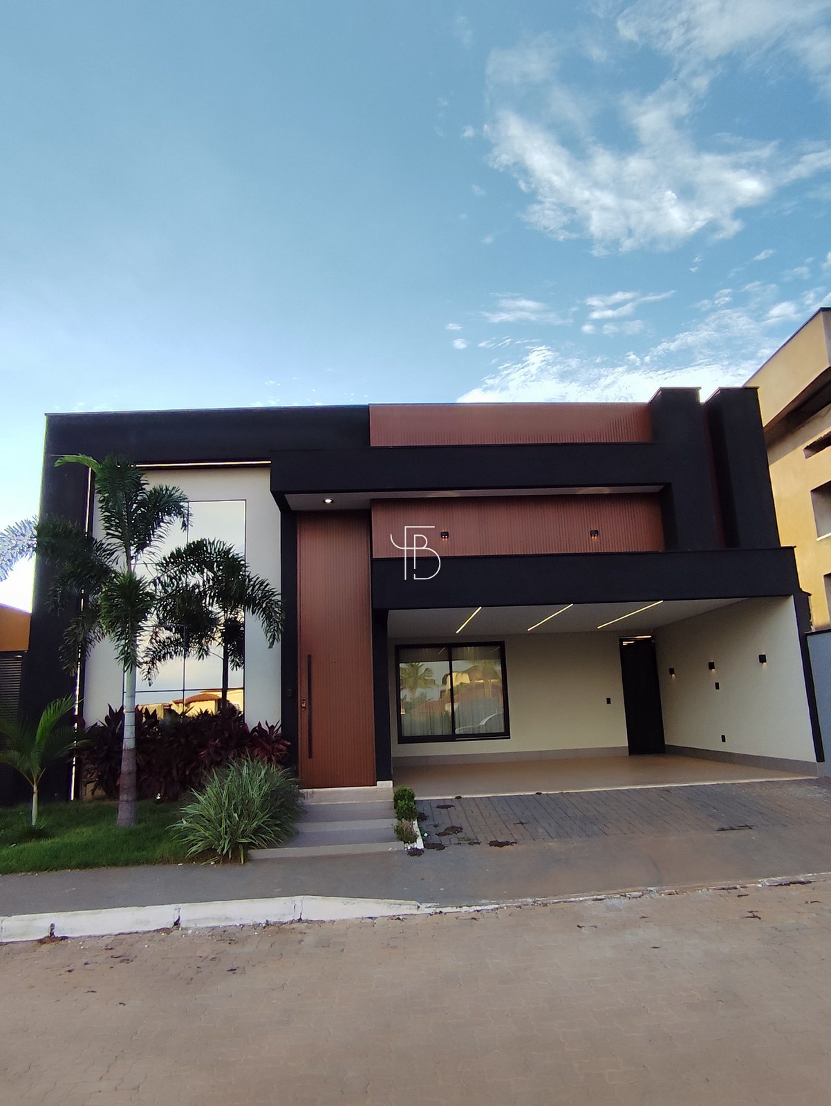 Casa contemporânea com 3 suítes, home office e piscina aquecida em condomínio fechado, foto 2