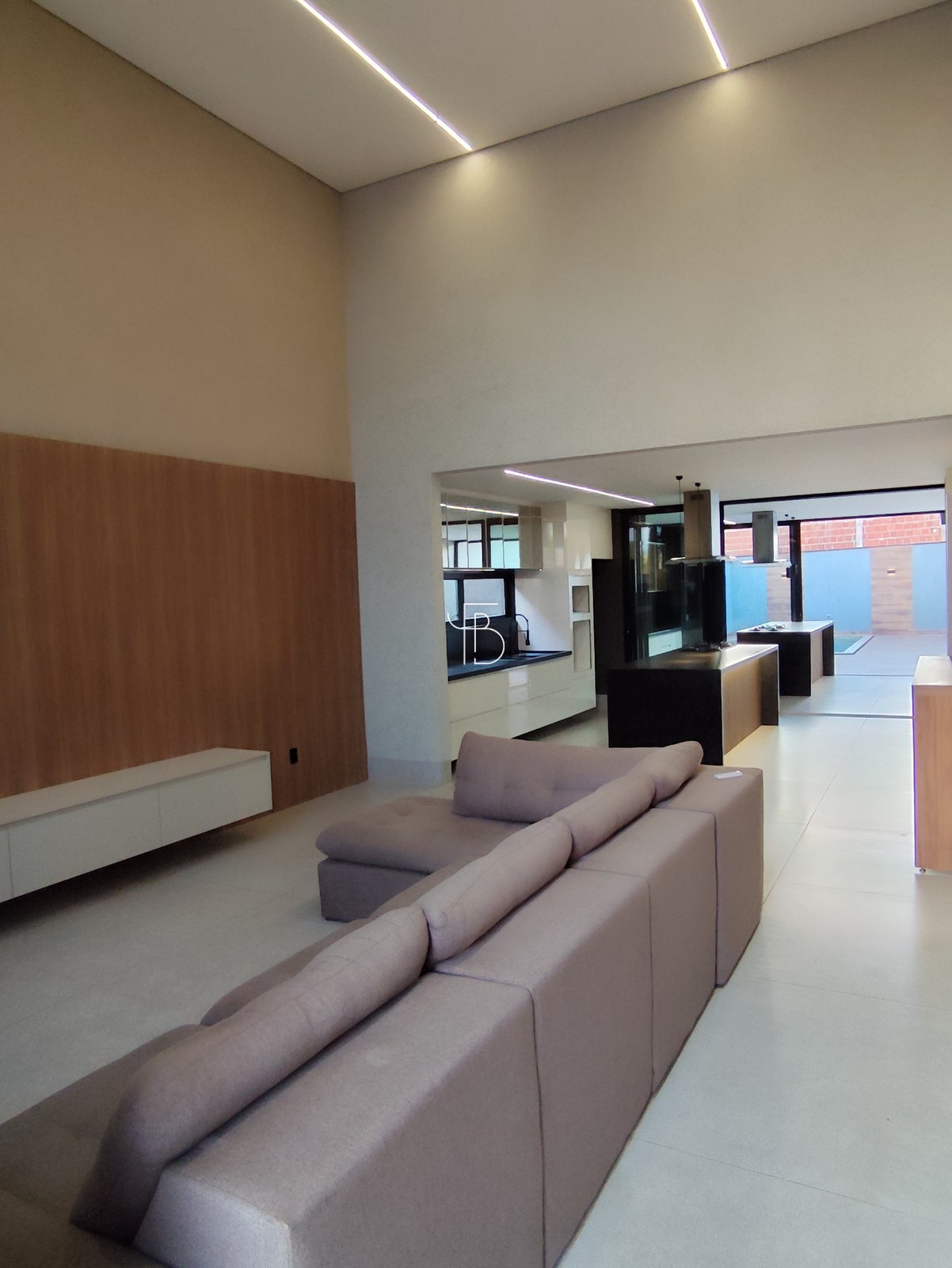 Casa contemporânea com 3 suítes, home office e piscina aquecida em condomínio fechado, foto 4