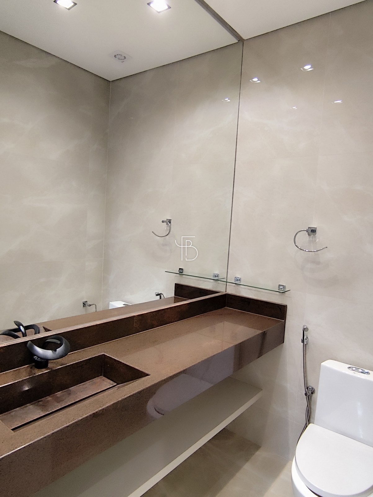 Casa contemporânea com 3 suítes, home office e piscina aquecida em condomínio fechado, foto 10