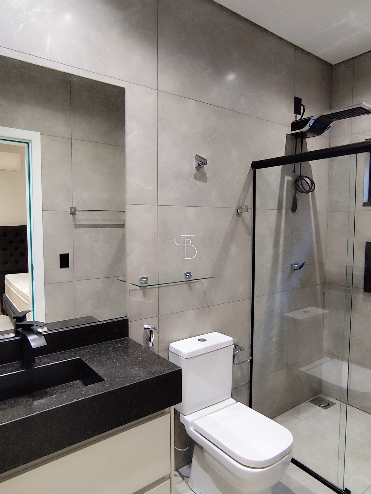 Casa contemporânea com 3 suítes, home office e piscina aquecida em condomínio fechado, foto 17